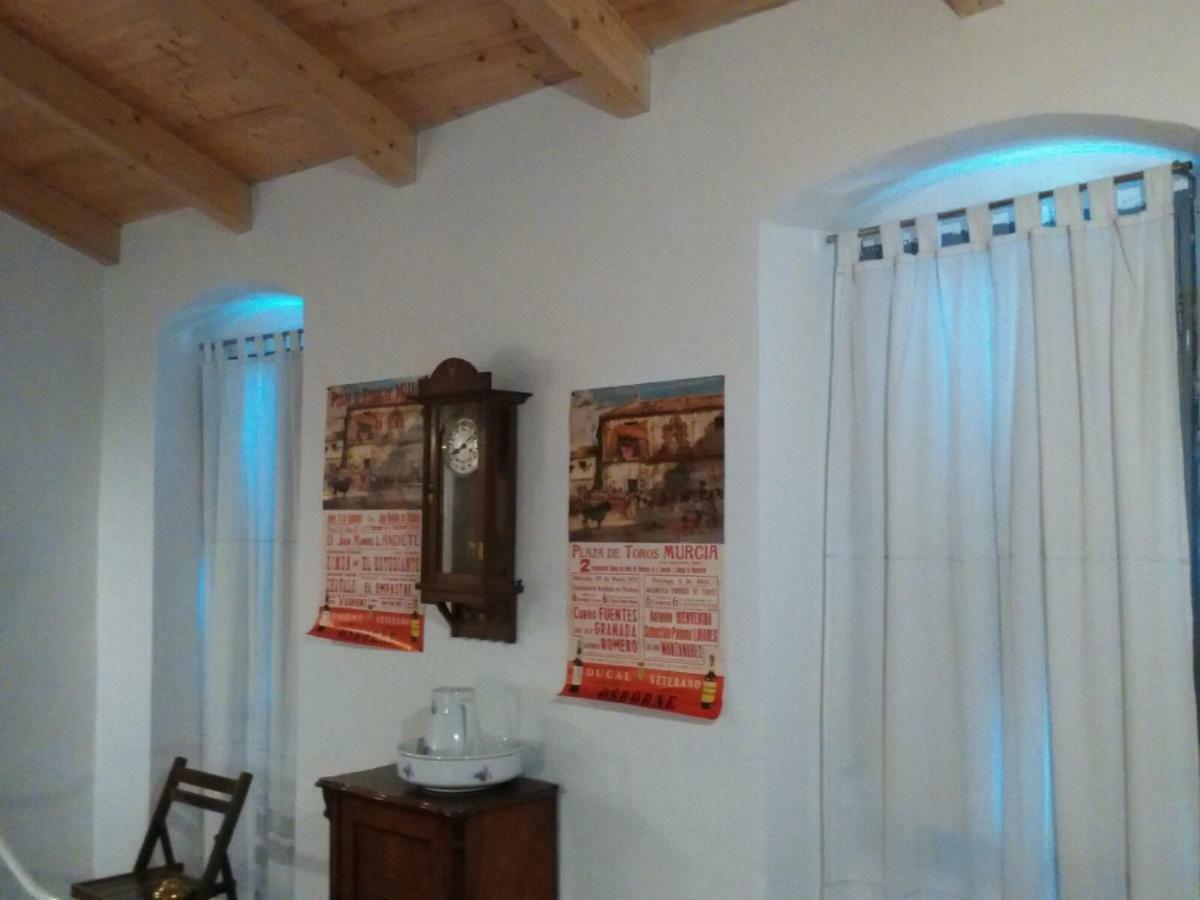 Lovely Renovated Apartment Near ドルチェード エクステリア 写真